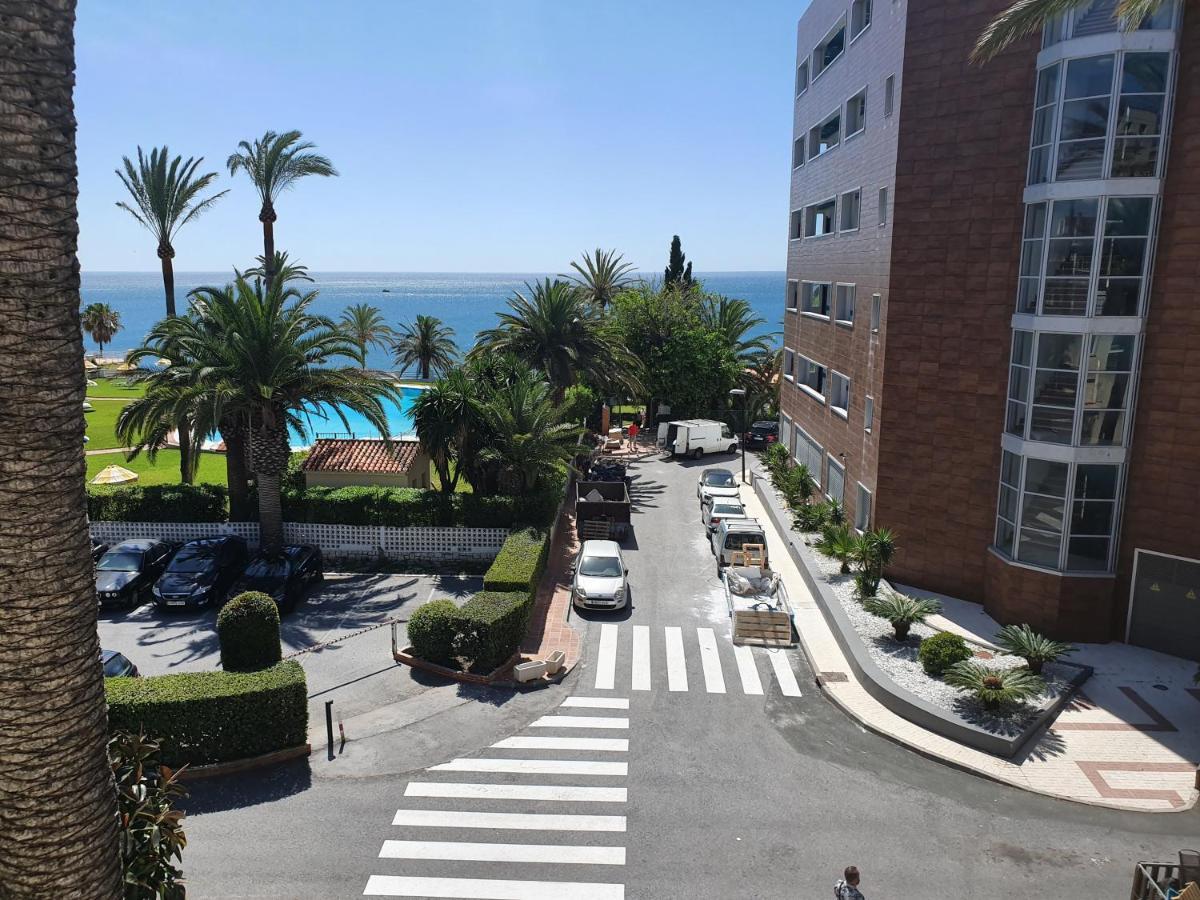 Urbanizacion La Roca, Estudio 토레몰리노스 외부 사진